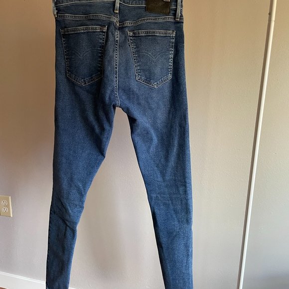 Levi's High Rise Skinny Jeans, Style 721, Size 29/30 - Picture 2 of 6